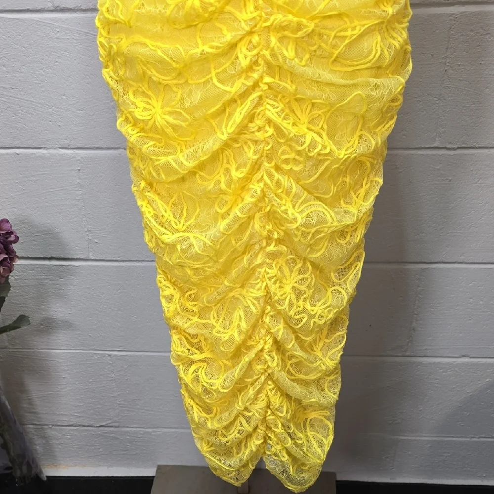 Zara Bright Yellow Ruched Lace Midi Dress - Picture 5 of 12